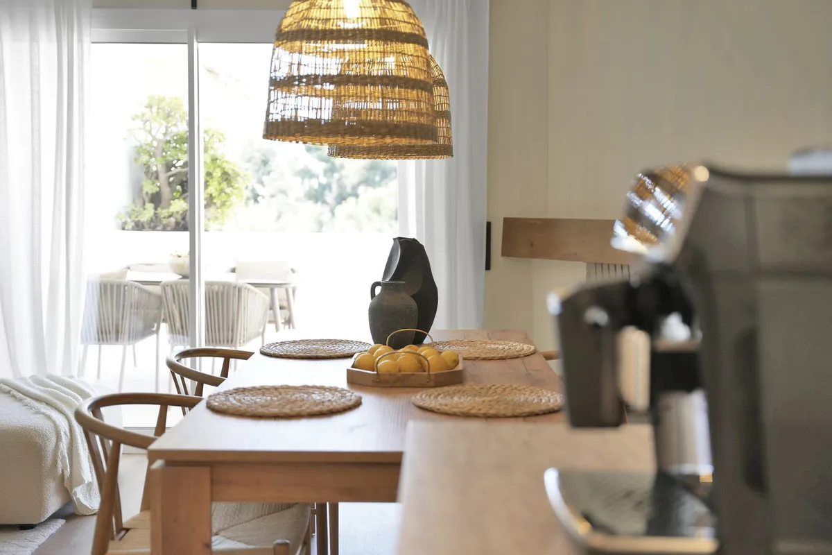 878efb1e-4b03-4591-8db8-f09b7050d95e