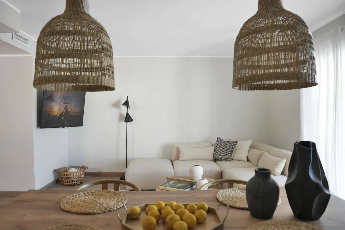 e1c40dbc-6e9a-40a3-90d1-ef5f10bf126f