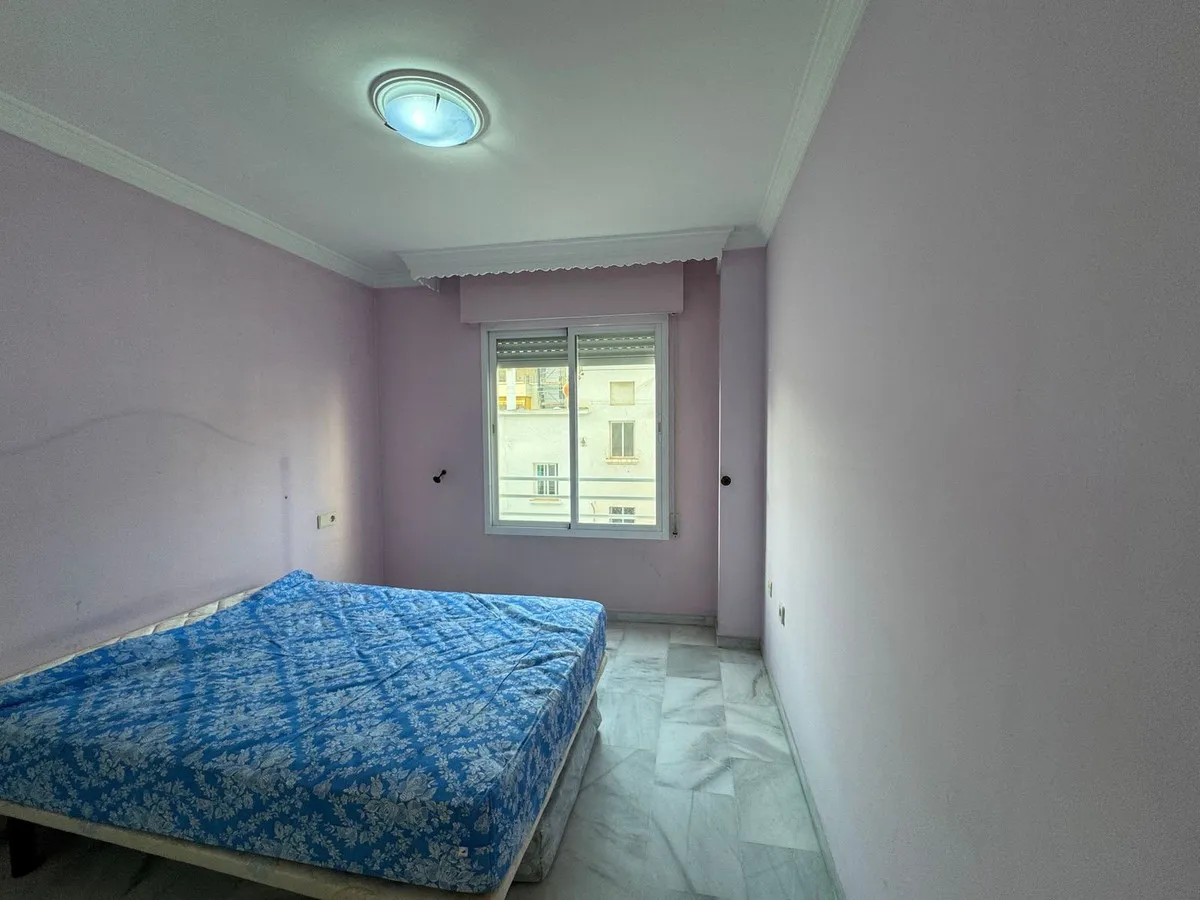 b31e4a7f-a847-43fd-870d-7bb2f93b8011