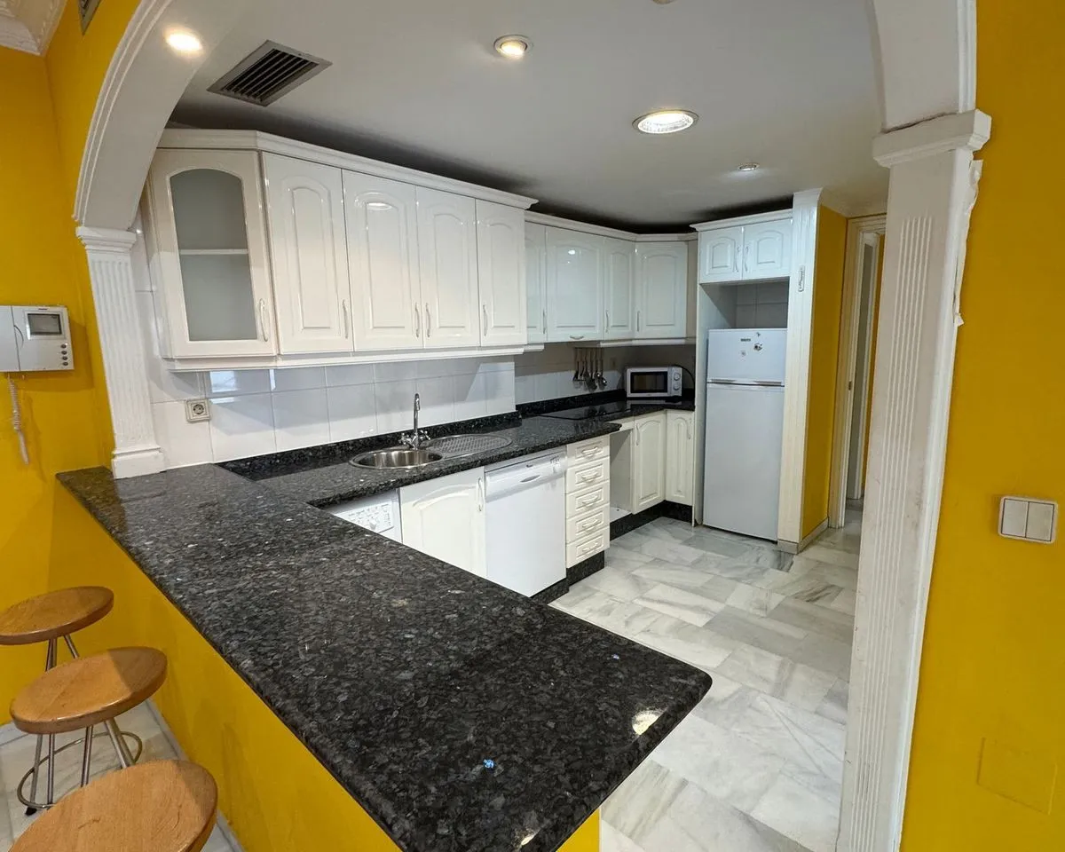 dece3bb7-bfe0-4d94-836c-dcb60f675387