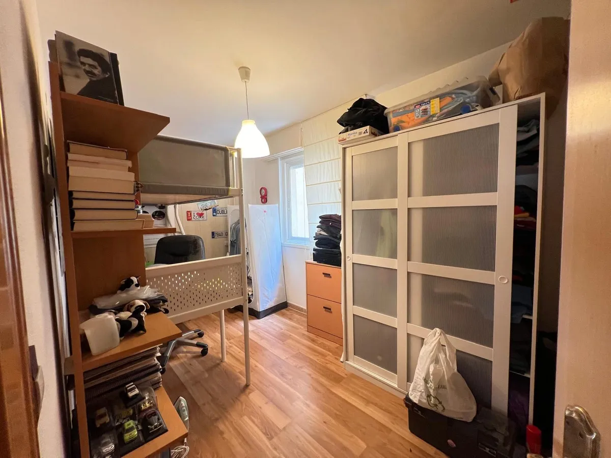 86363093-2abe-414d-b189-61c0a21b8d2a