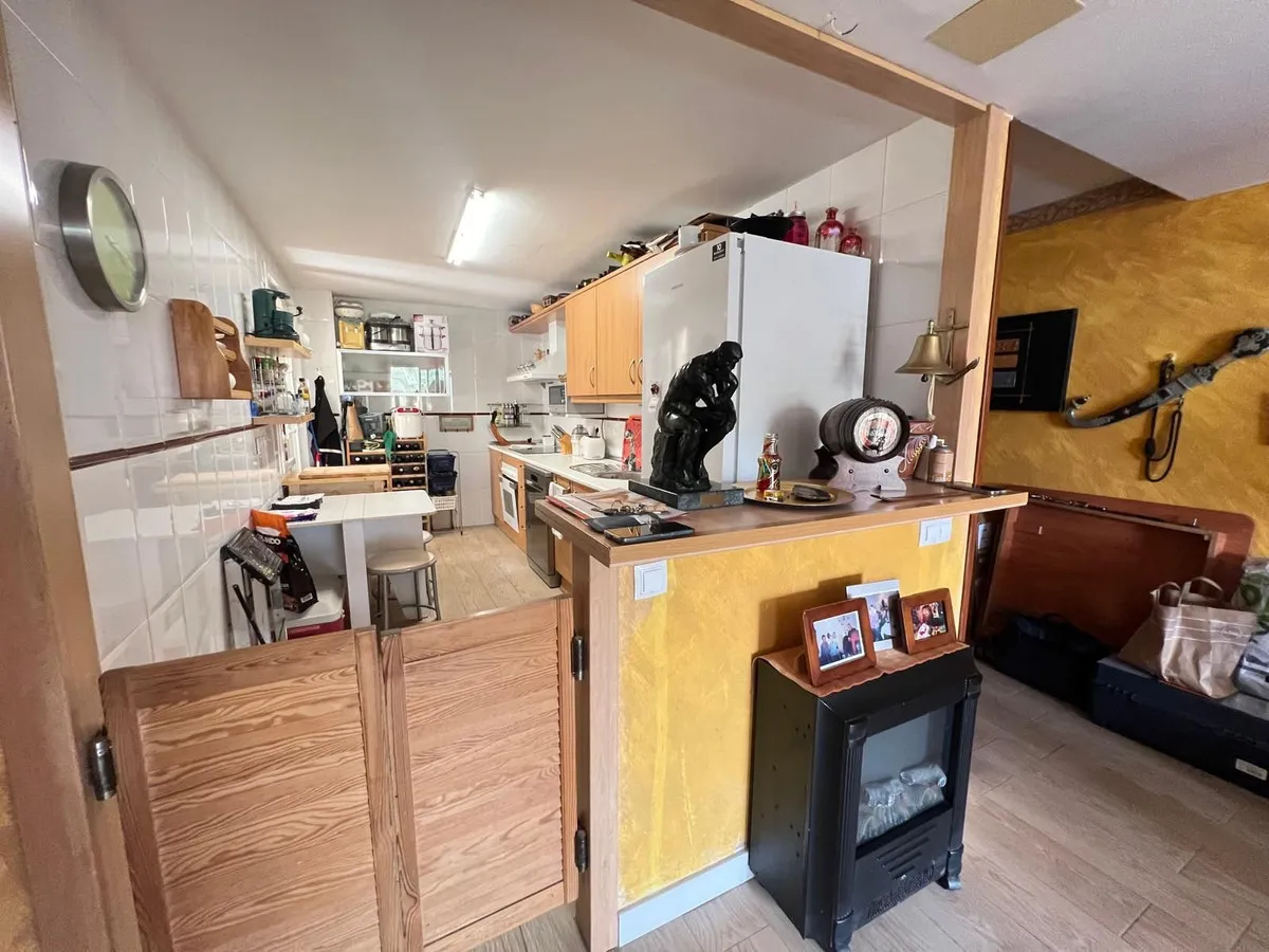 b3b1588c-d012-4132-94d3-d0d8221c37f4