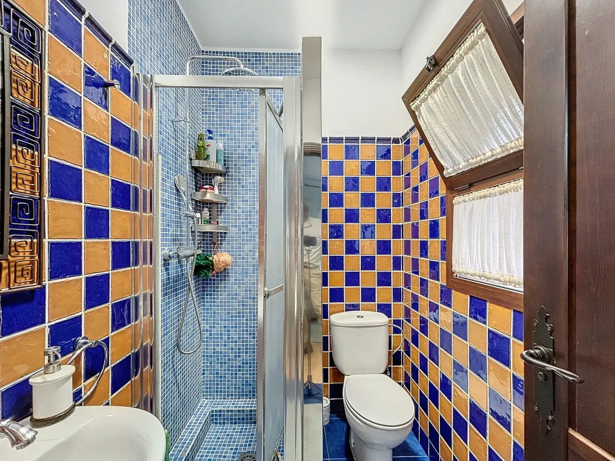 123c3e38-b882-4bc0-b3d1-2f0ffe09d419