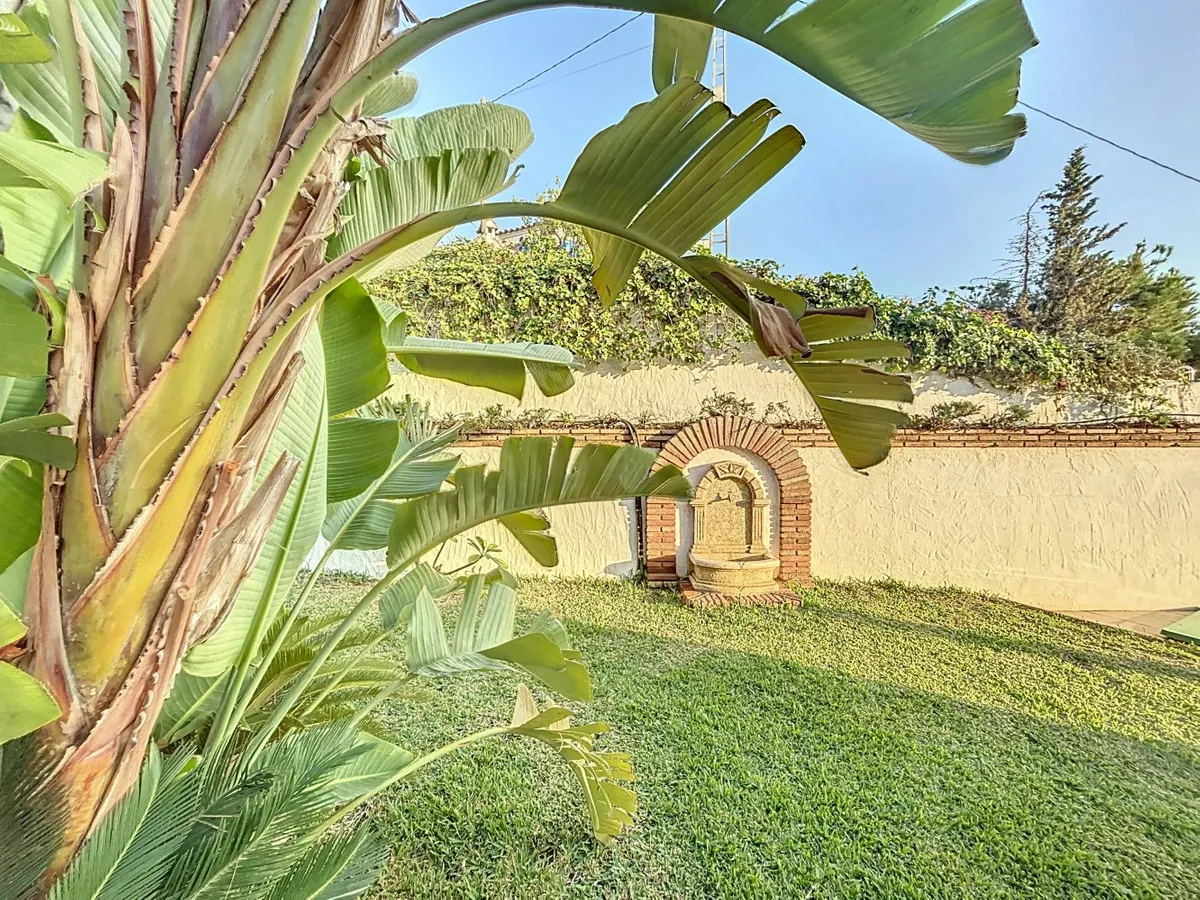 40701535-db71-4ab1-9d0f-e415dce8eb12