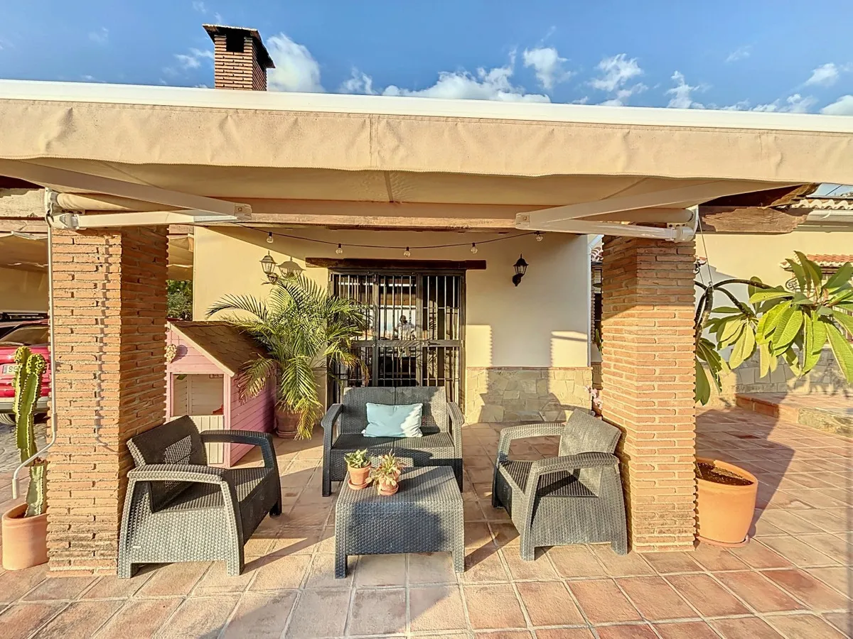 9013caaa-b387-4b3b-a6d9-d0773510a302