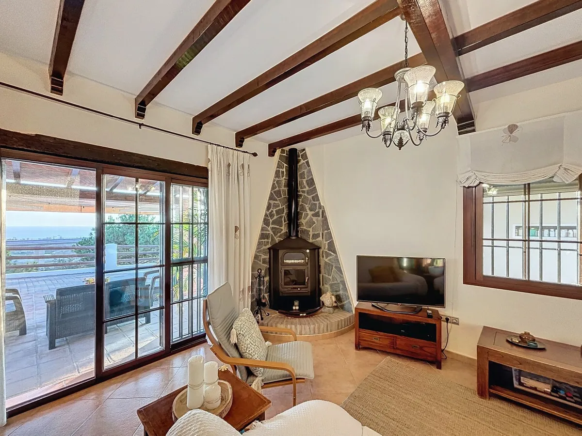 a8a960a8-17e9-4f28-8063-b3066dd93fbe