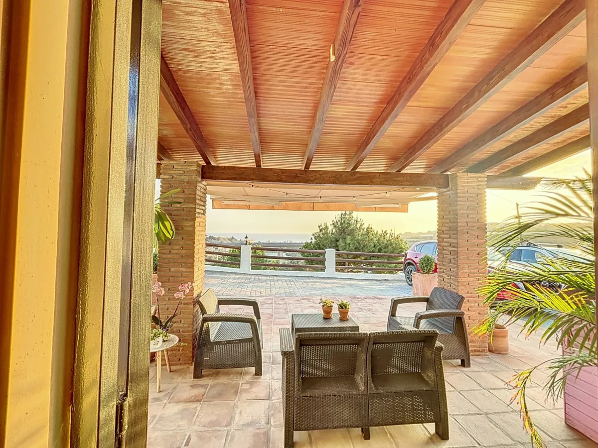 a928f468-f875-4f83-b2b1-91bdedf4854d