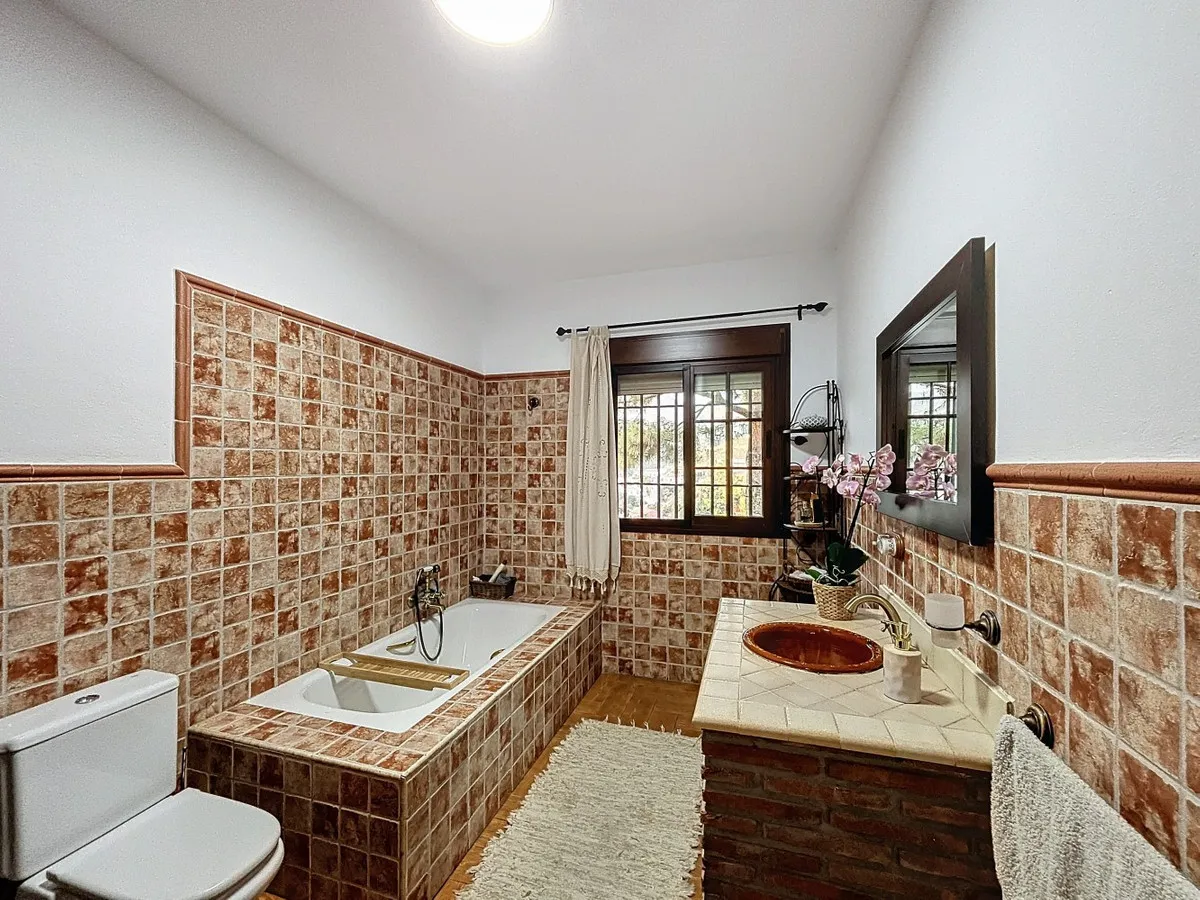 b8dbcf31-10fa-4bd4-85cf-53b5ea6244ce