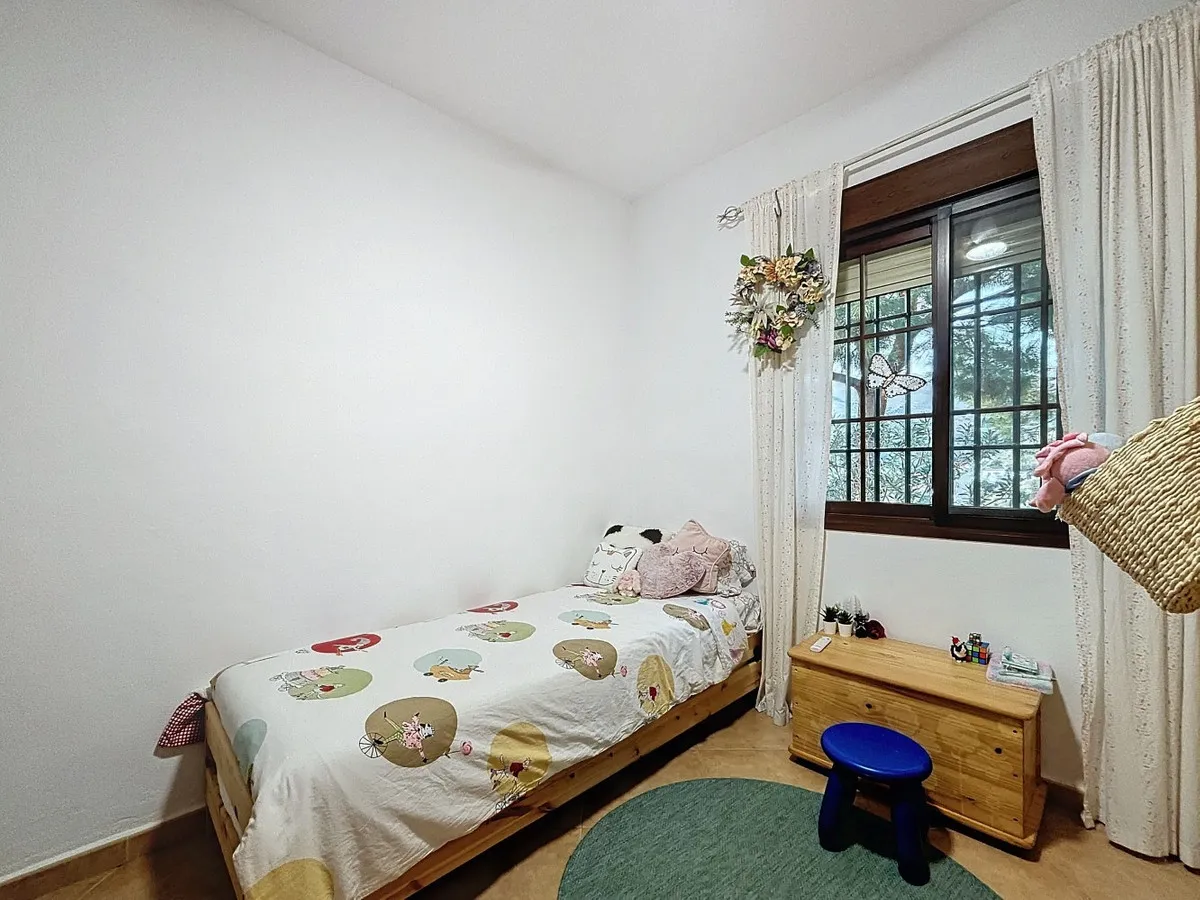 d7cf5614-8363-4995-a899-5eae6be8b14c