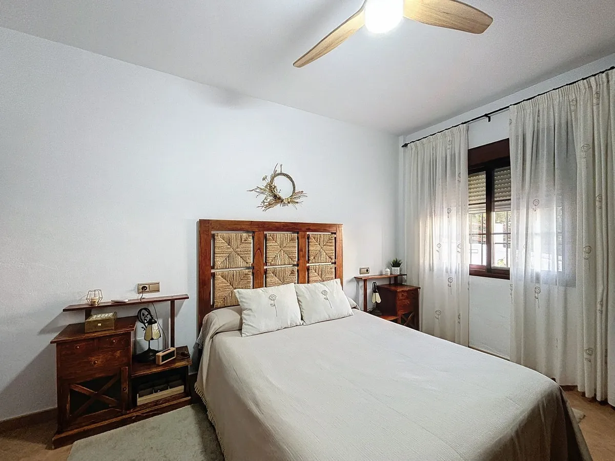 e07537a0-e1d5-4e14-8202-a457d9309d77