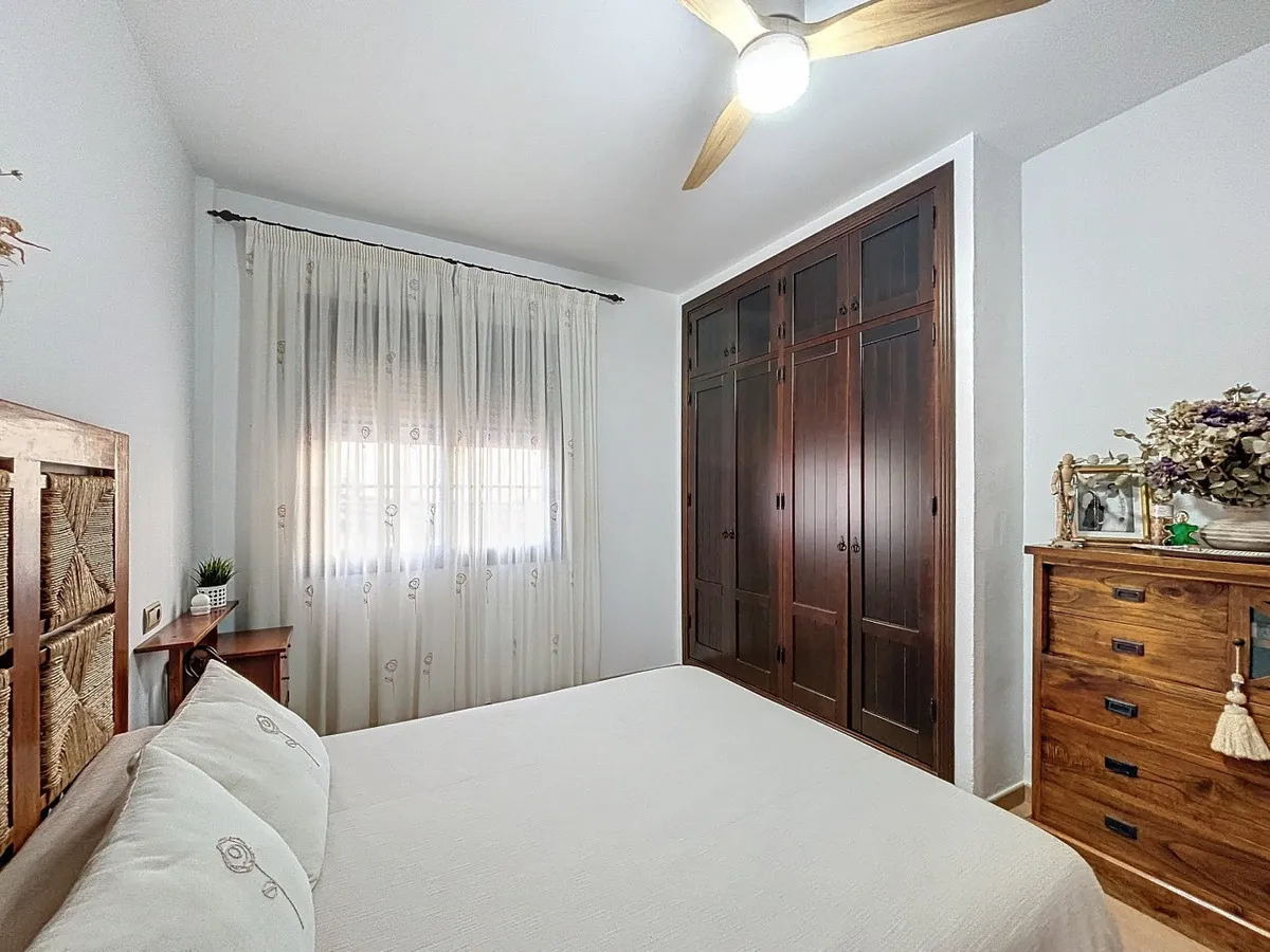 ee67becb-f49d-45a0-833e-5ddb81e9a9f1