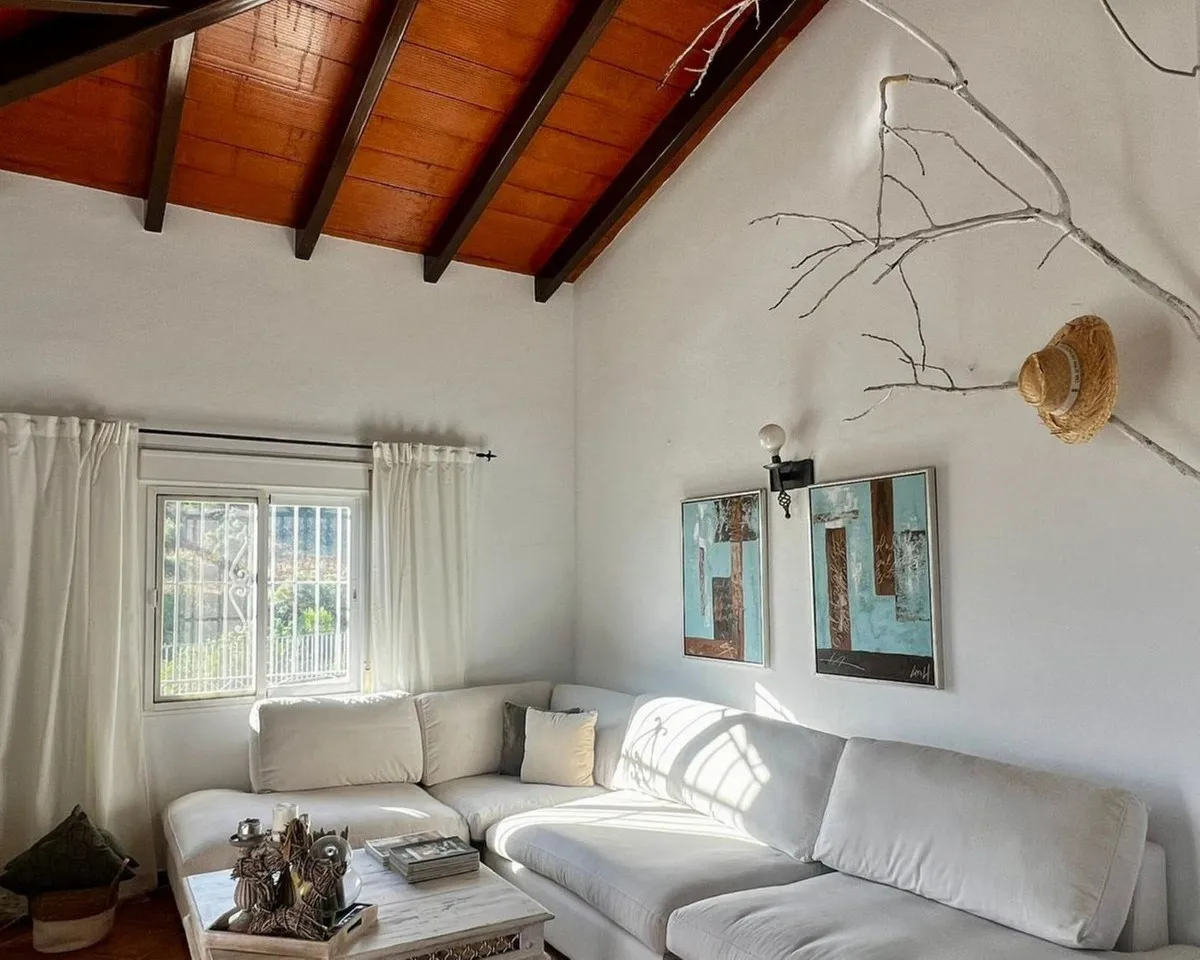 42d61e03-bdbb-46b5-920c-5cdff2175b7c