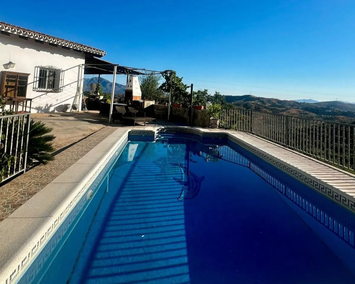 4f3236f9-4866-41c9-a620-bcfd7c47a279