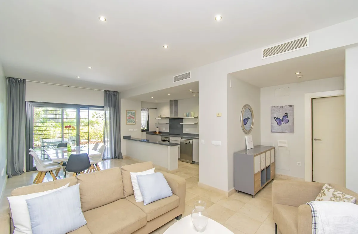 08fb0c36-168e-4048-899a-f0697c0cdbdf