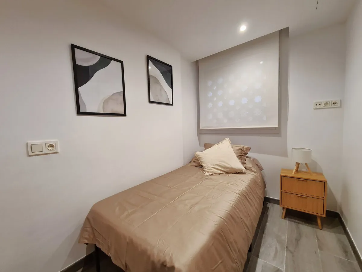 eea70500-84db-417a-9321-4118fc592cd2