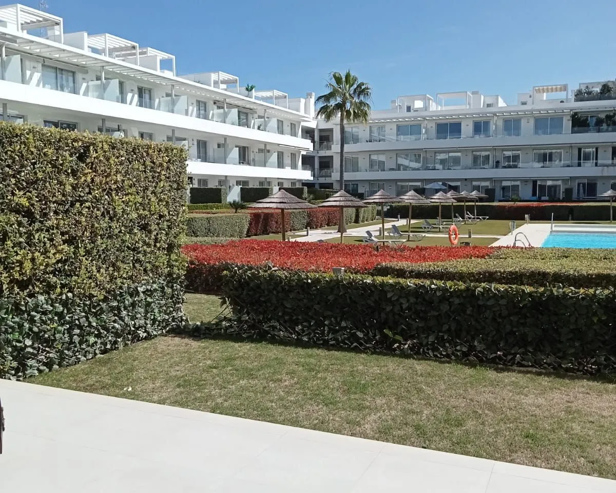 0f08d380-2cb6-4260-bdf9-319101fc93c3