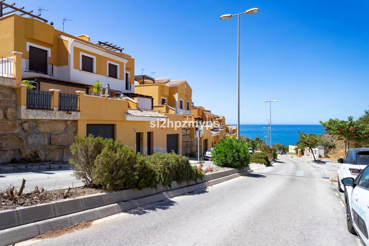 ad3ddf5c-8e79-4208-99d5-0f5c8d143ab2