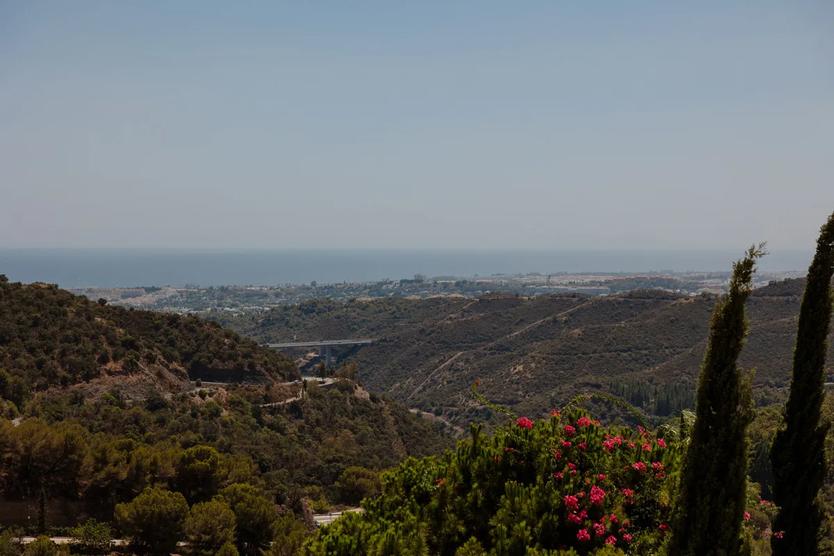 aa4edb0d-bede-4d77-9a54-ef7f94a1fde0