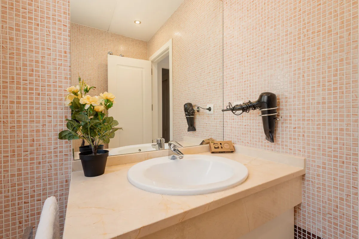 ced226d0-5788-4a12-91af-a7bc401a18d6