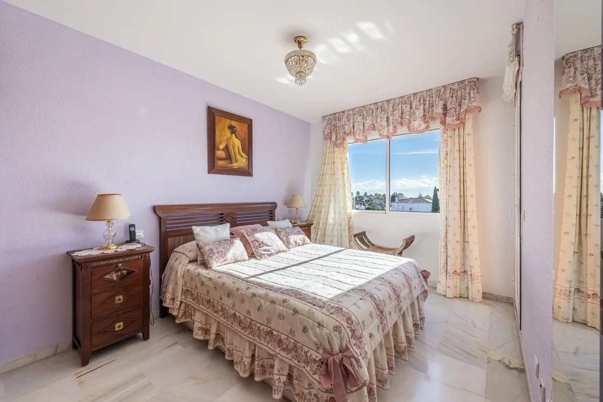 3e37ad3d-f6c0-4a93-8048-758e0a8b29c3