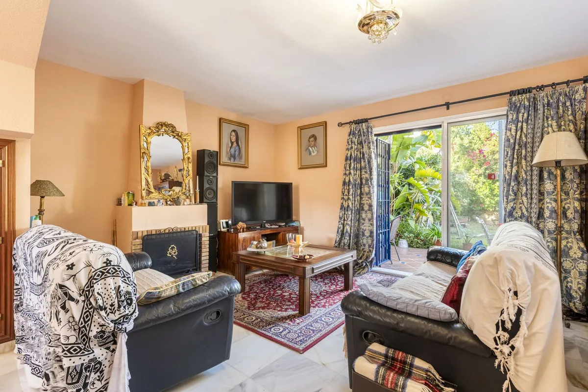 9f4e504c-cd23-4262-9e1f-5c7b8af8480e