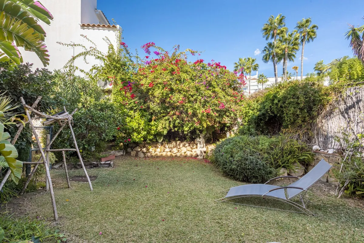 b76d971d-792d-4156-aa8f-2b3fd7d292fd