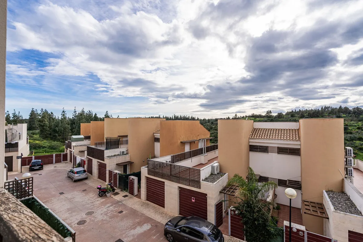 276a0adb-17f0-44f2-987b-9bf2bbbd53e4