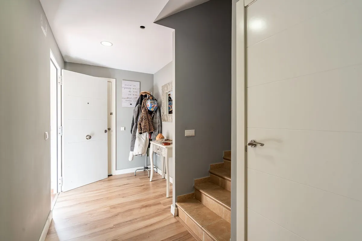 8a3f4249-53b7-4e72-abe7-d543530293fb