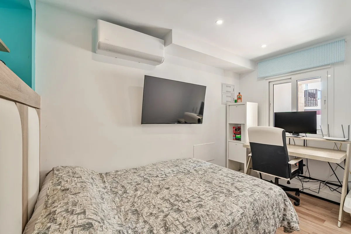 e507b771-0e23-462f-b149-8fd0ead7d612