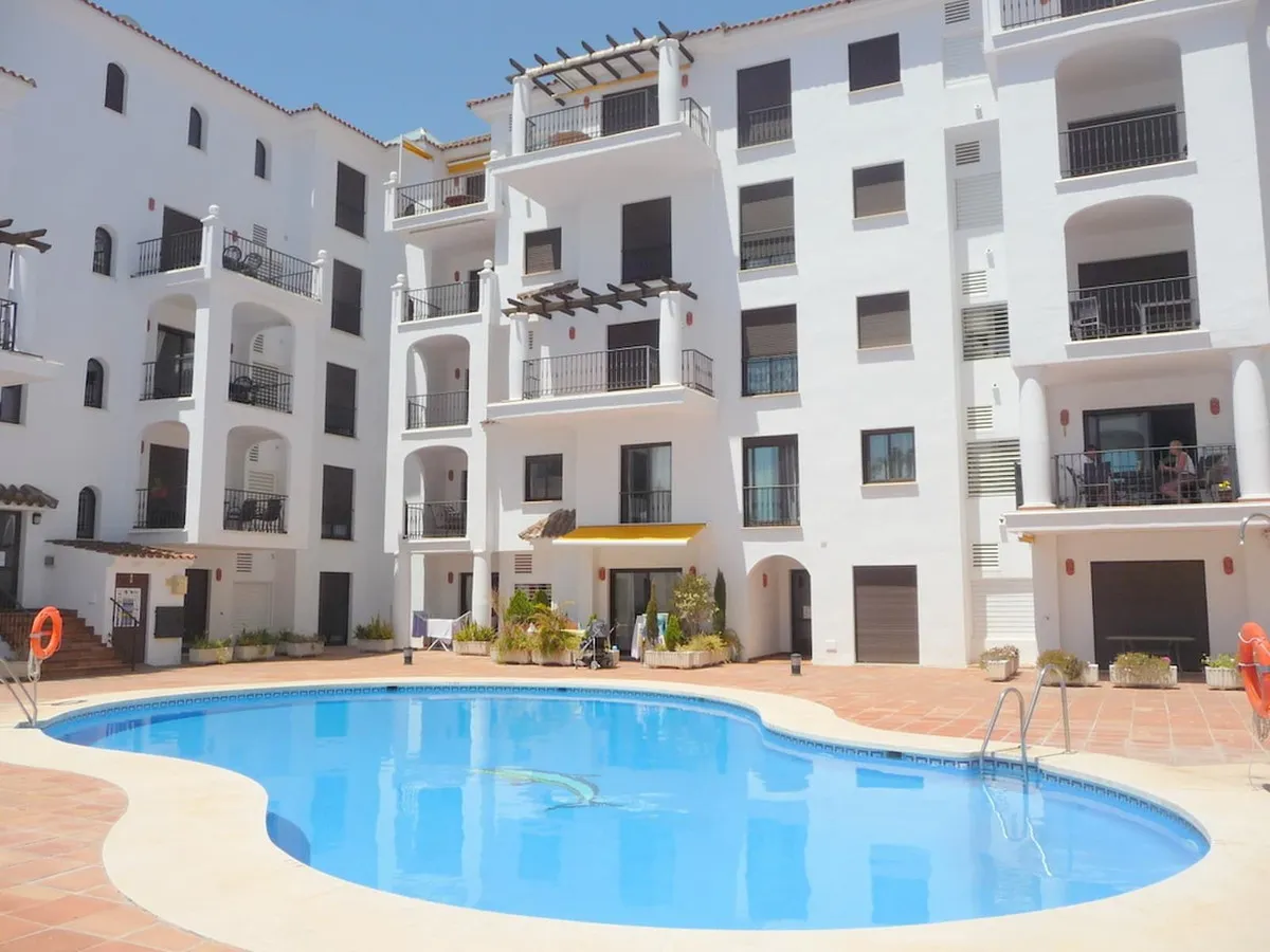 901ca3a7-2b4a-4274-b77a-98e8daaabf3b