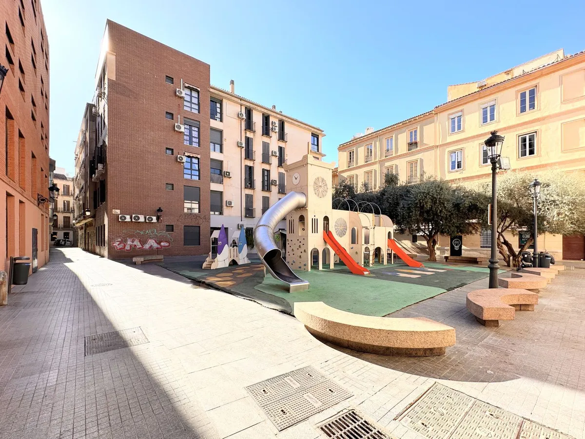 767874b0-0729-4d9f-b35b-df724b9513c5