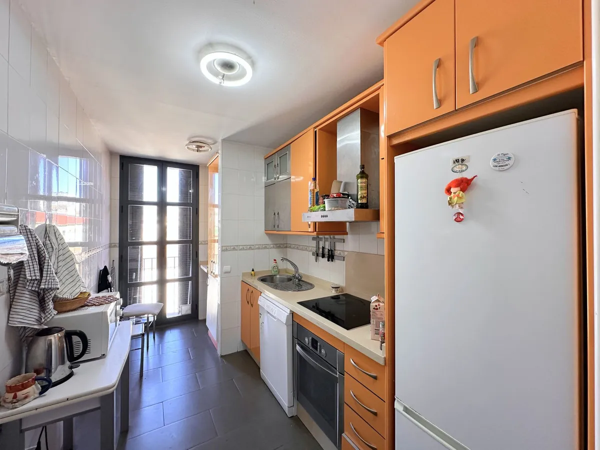 8e608e94-6cee-44f0-a626-055b8ab163bf