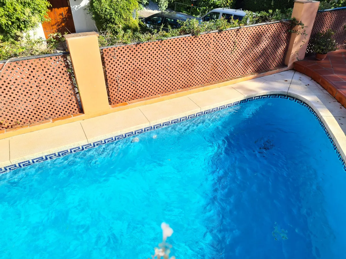 cbacfde4-a7b6-4e63-bb9a-0e9b0276b2c5