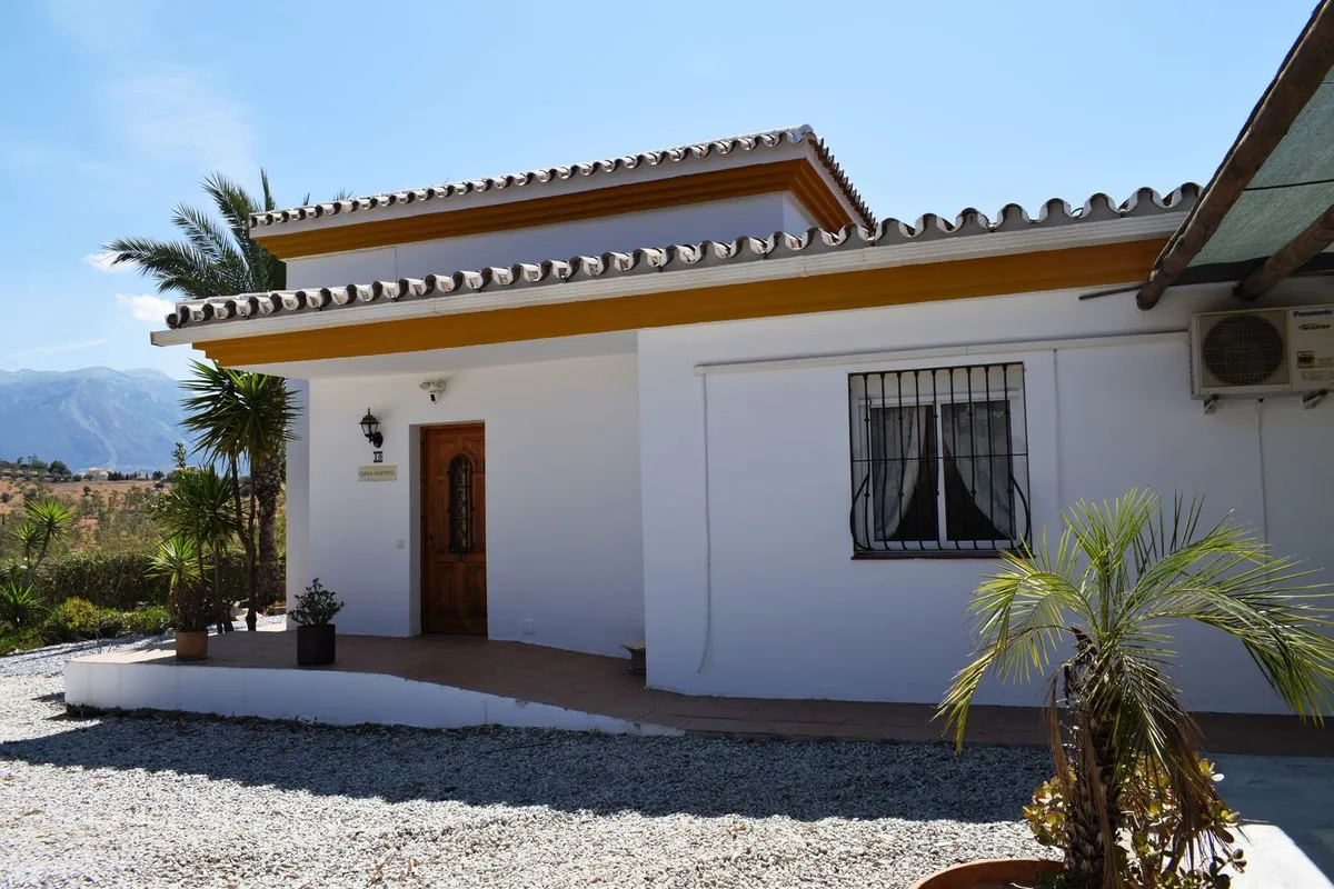 cb66cb40-cc76-4608-a210-c1a71066b0d3