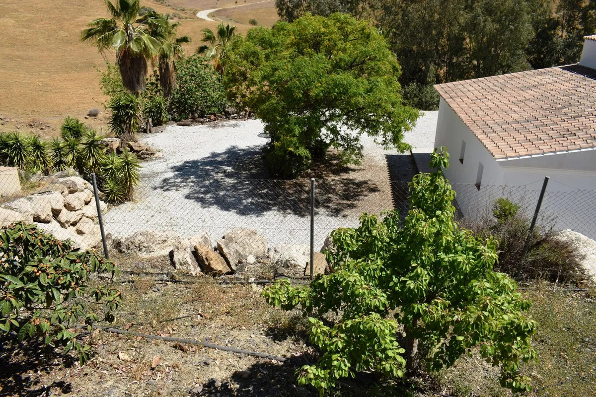 e3482d68-f1bc-40bf-bb2e-8cde8a5e8c45