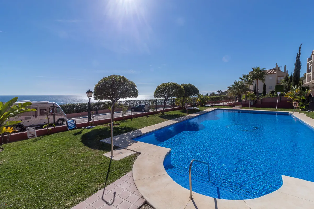 1613dc42-8abf-493e-bde1-4084ce46c1d2