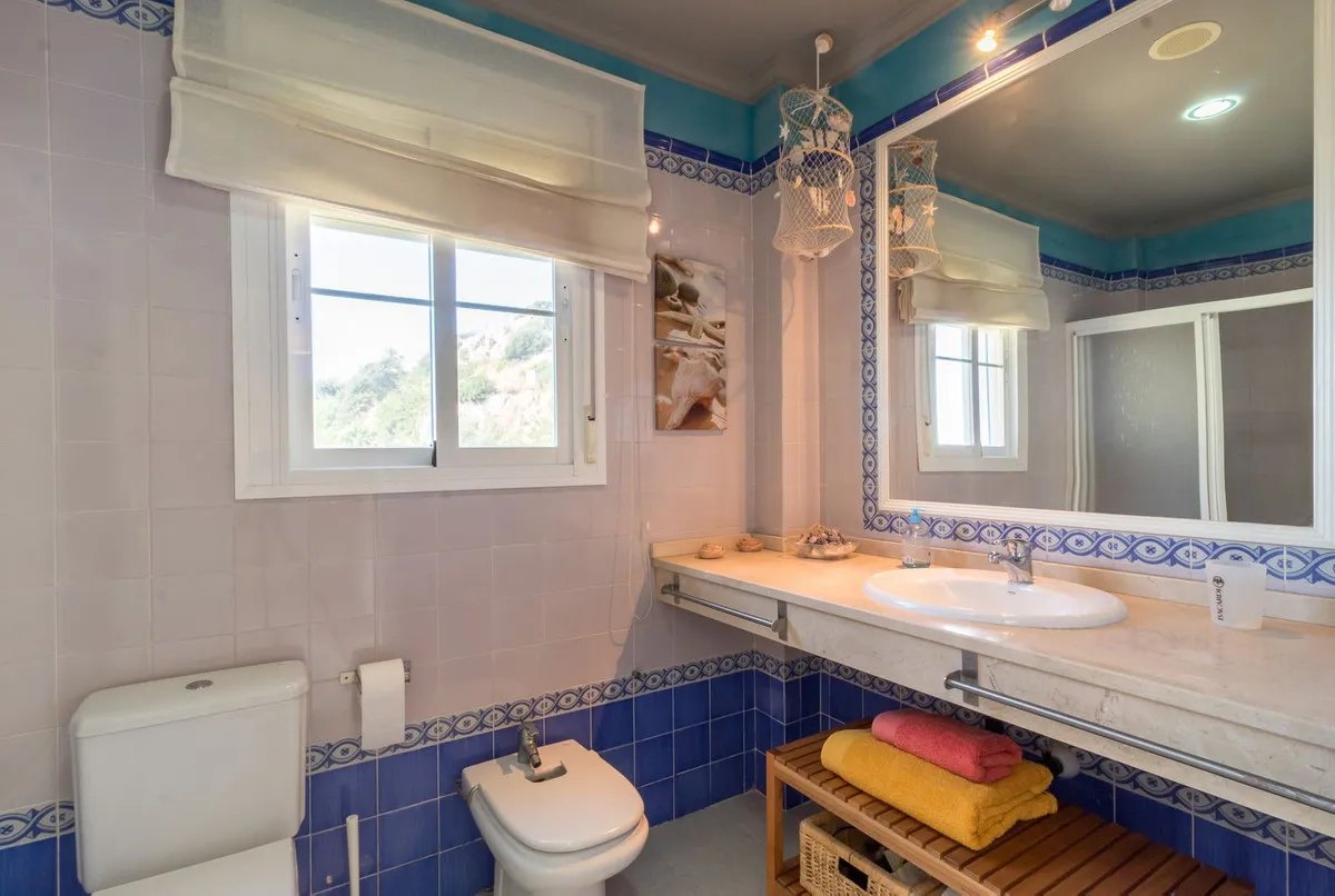 d0f7bf4c-f6cf-42ee-8446-a1e52e446c29