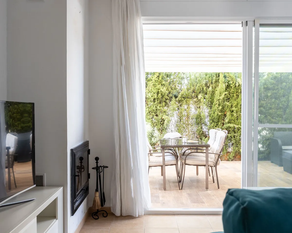 225c9ddb-941b-4c7b-833d-9c7307d6af45