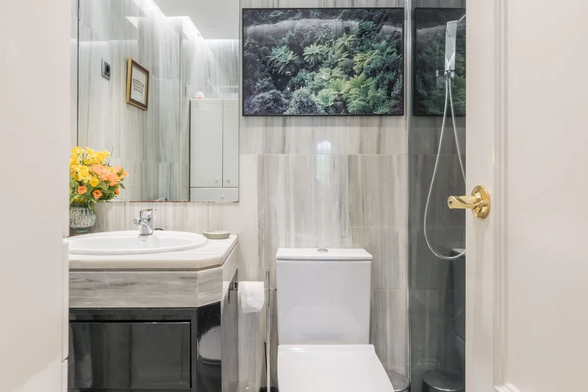 bd38bb0e-9d4c-478e-8644-256c874aea3d