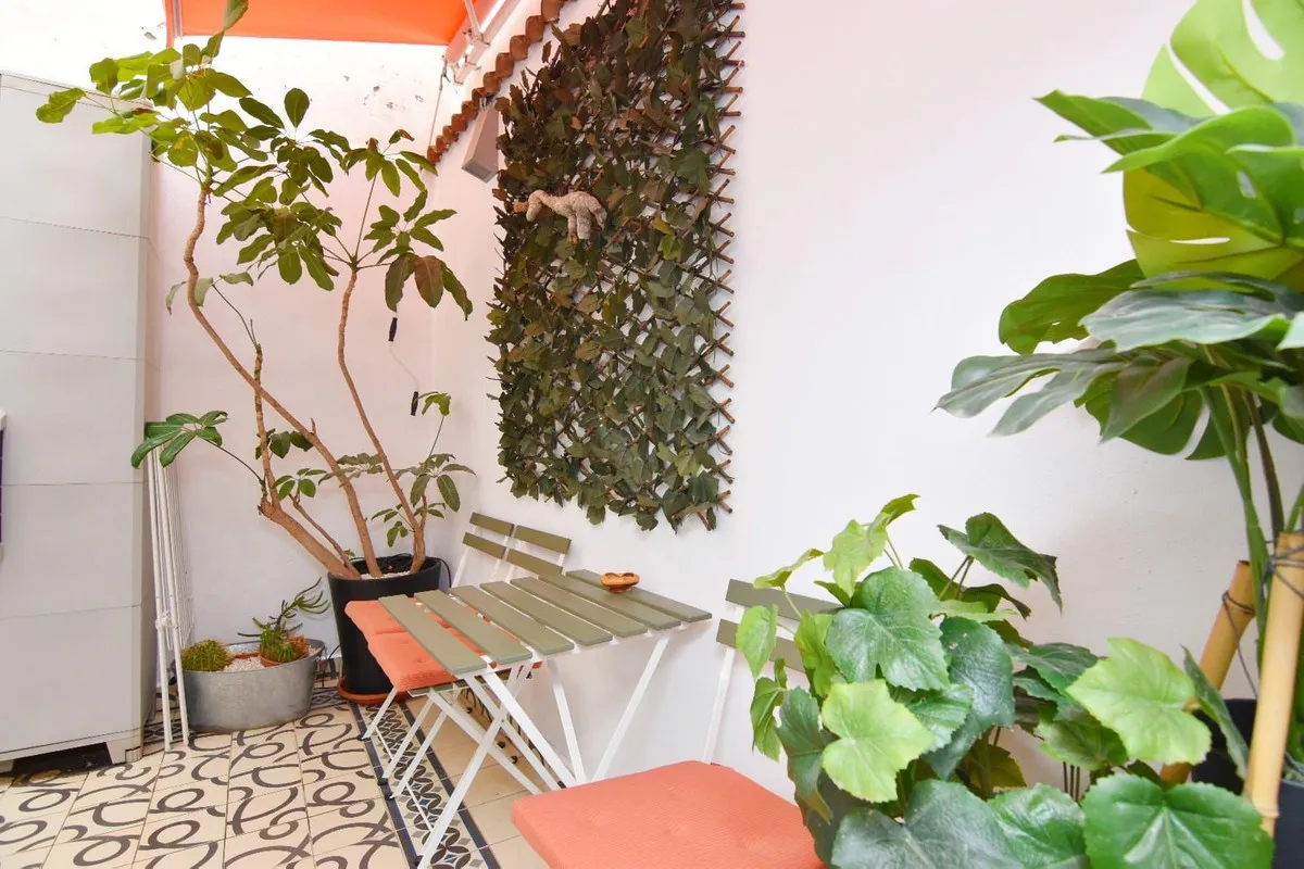 0b014c61-d6d4-41ee-be92-4b617cb39404