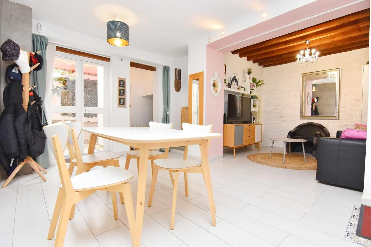 11e33c86-69d0-4fb1-b5ce-60fd233260ea