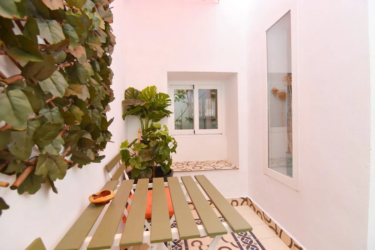 a46daa34-d408-4450-998d-88234ce9a78a