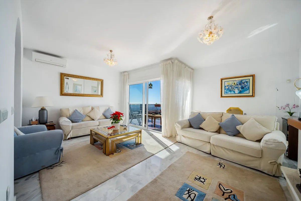 1592b8d8-b7b5-4935-9247-46cbcd5a71f9