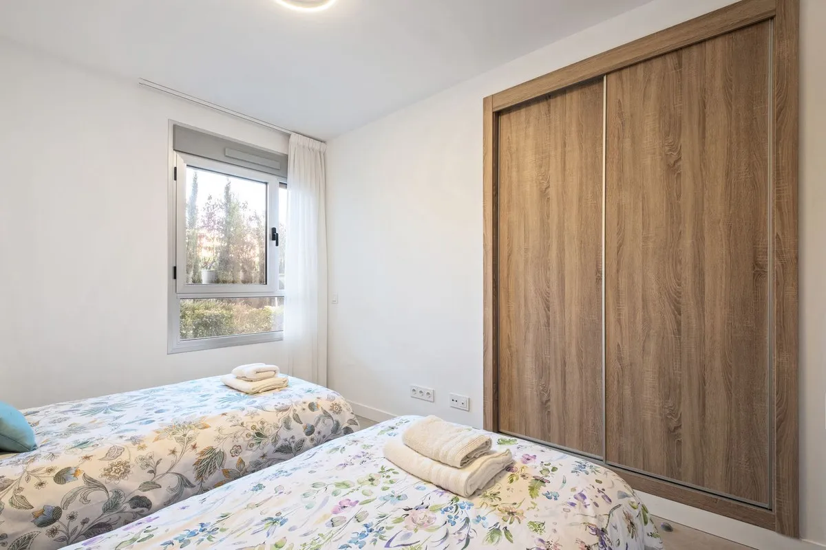 15b75d6c-97f3-457f-a3bb-5d38bf840412