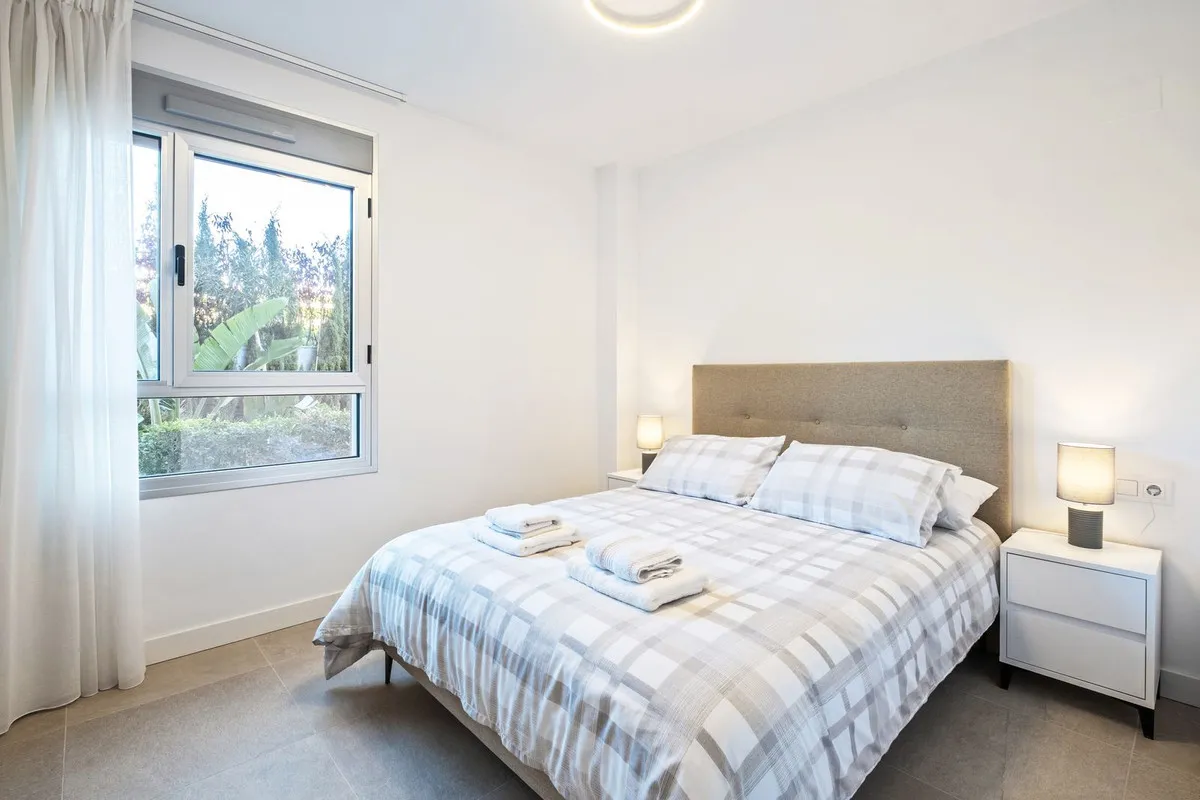 6f90416e-96f4-407f-a541-673d140b97e6