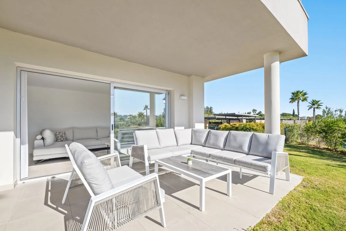 adaaa12d-c468-4e7f-aefc-dda06a3df96e