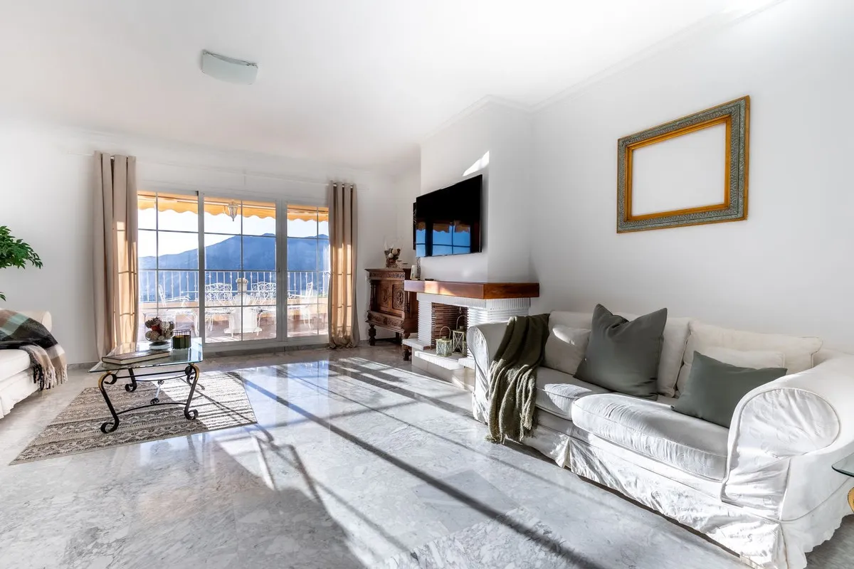 b8c3d3e6-9640-41dd-8bc1-4abf280ea2ea