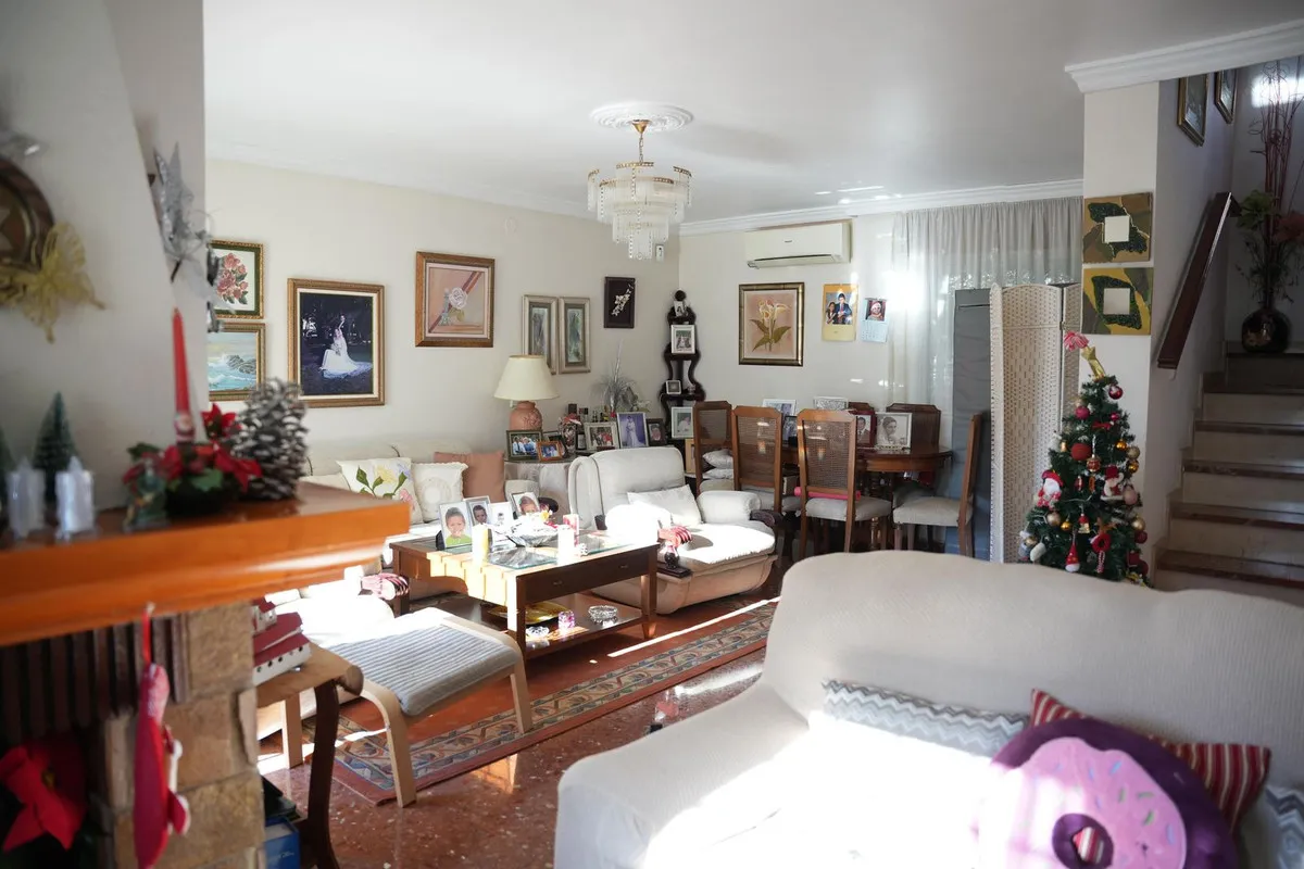 5e347c8b-1dd6-4edb-851f-b72b0ec12584