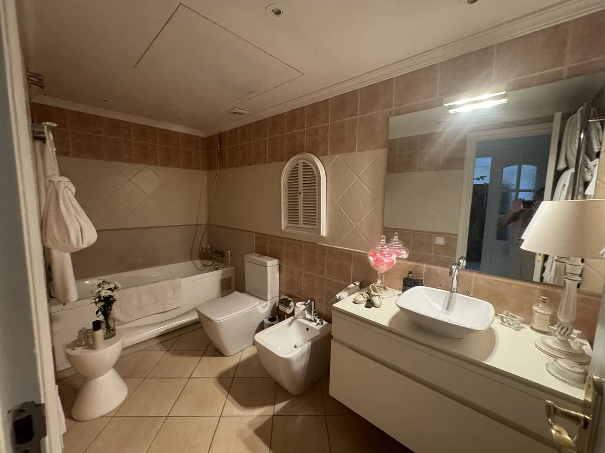 49c9dc54-6f57-48d3-9863-560779ce0f34