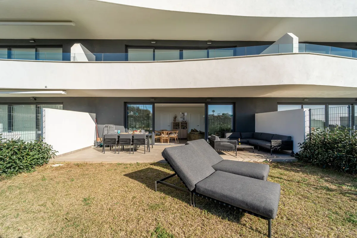 87e94bc7-7c04-4bf0-94a9-dc8bfdf4bae4